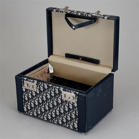 christian dior makeup box